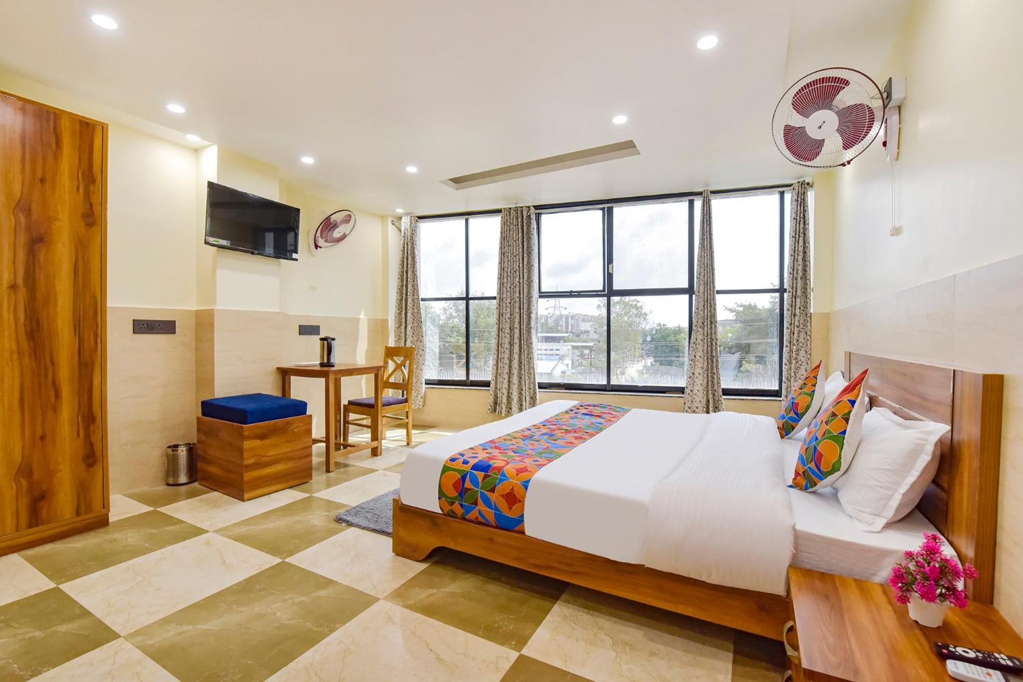 Fabhotel Elite Clement Town Buitenkant foto