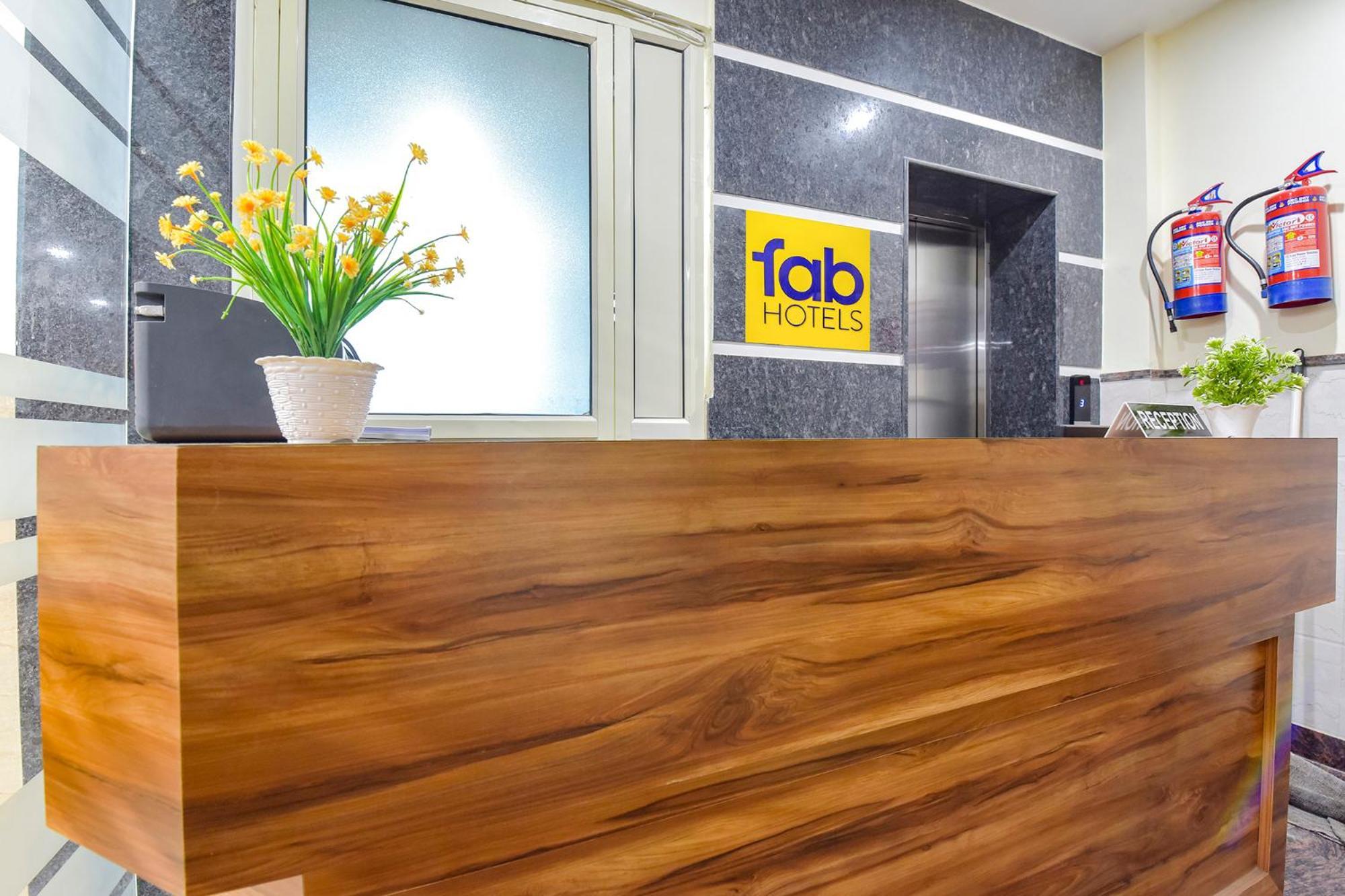 Fabhotel Elite Clement Town Buitenkant foto