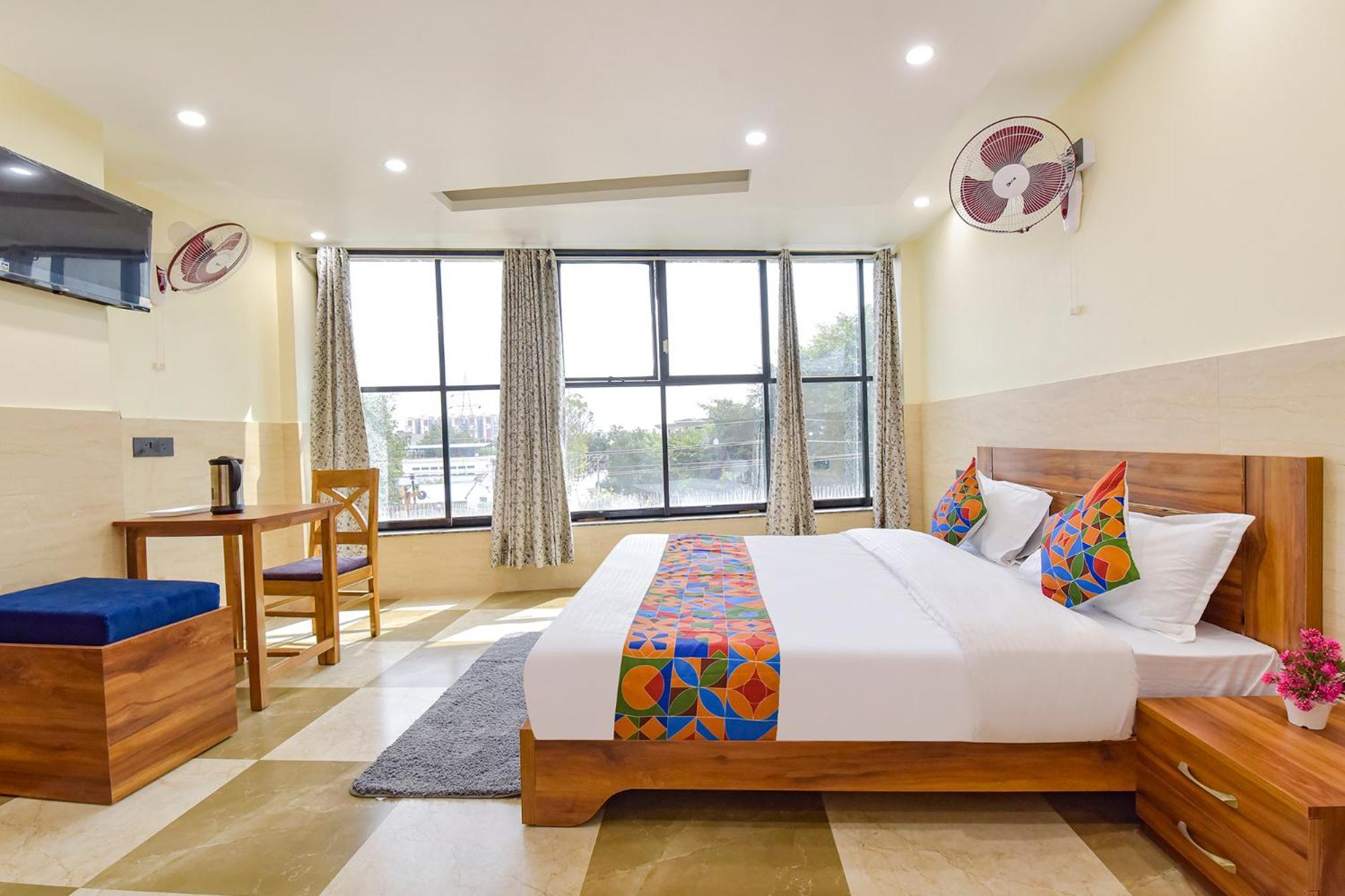 Fabhotel Elite Clement Town Buitenkant foto